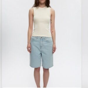 KOTN Shorts Size 2 Antifit Light Wash Relaxed Jean Denim